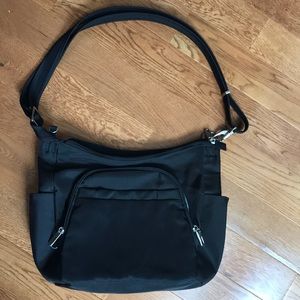 Anti-theft Travelon Classic Crossbody bucket bag